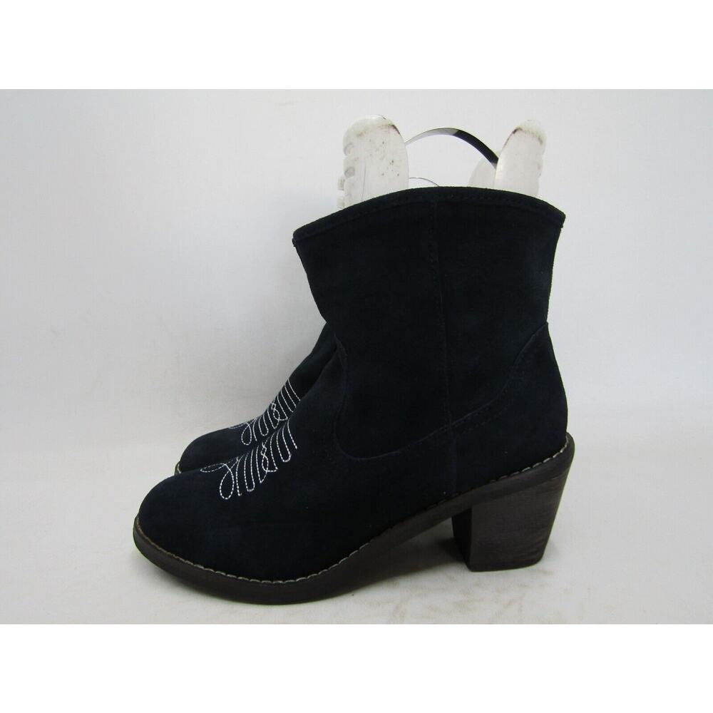 Skechers Womens Size 9 M Black Suede Fashion Ankle Boots